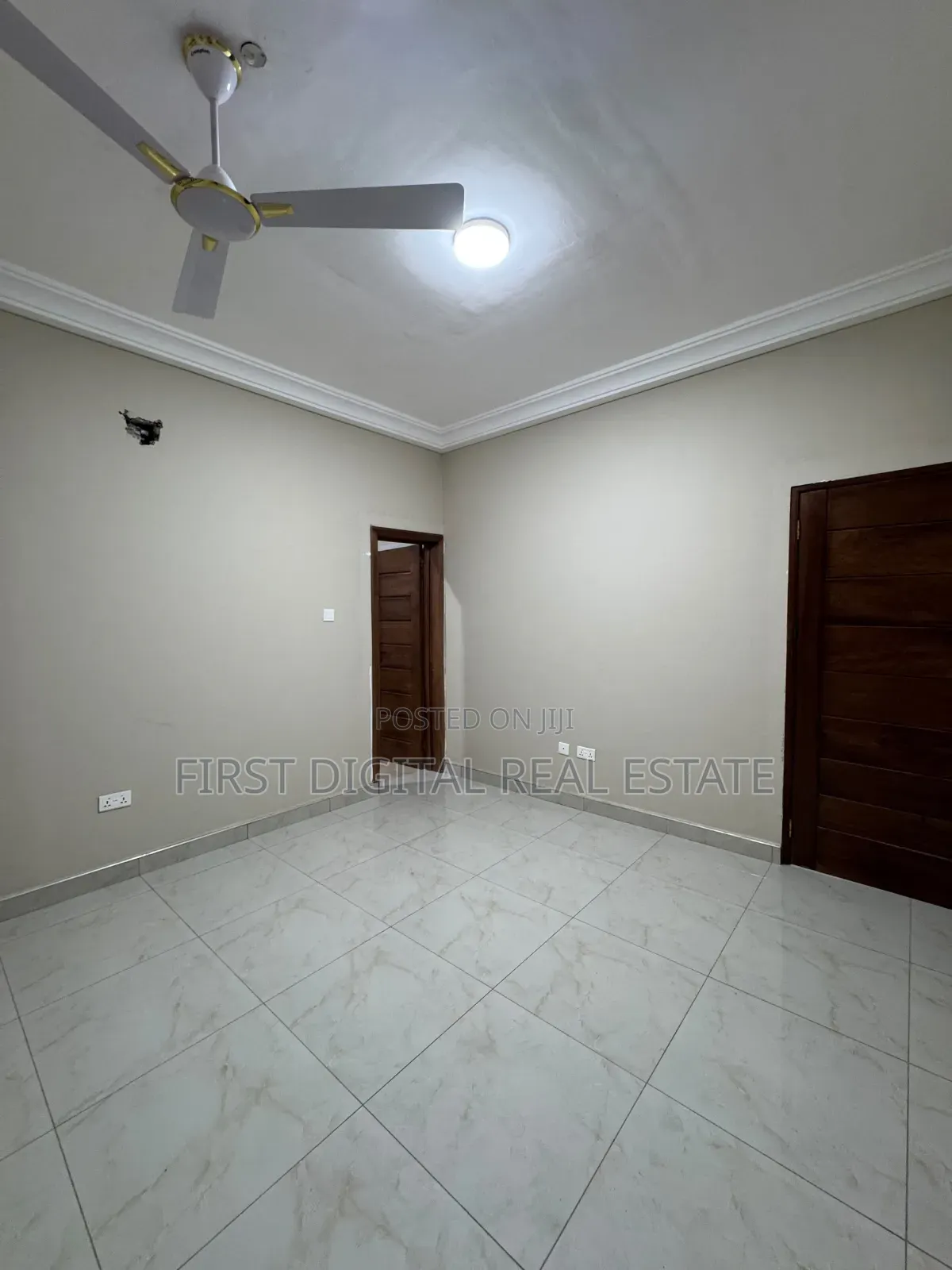 Chamber and Hall Self Contain for Rent at New Bontianor