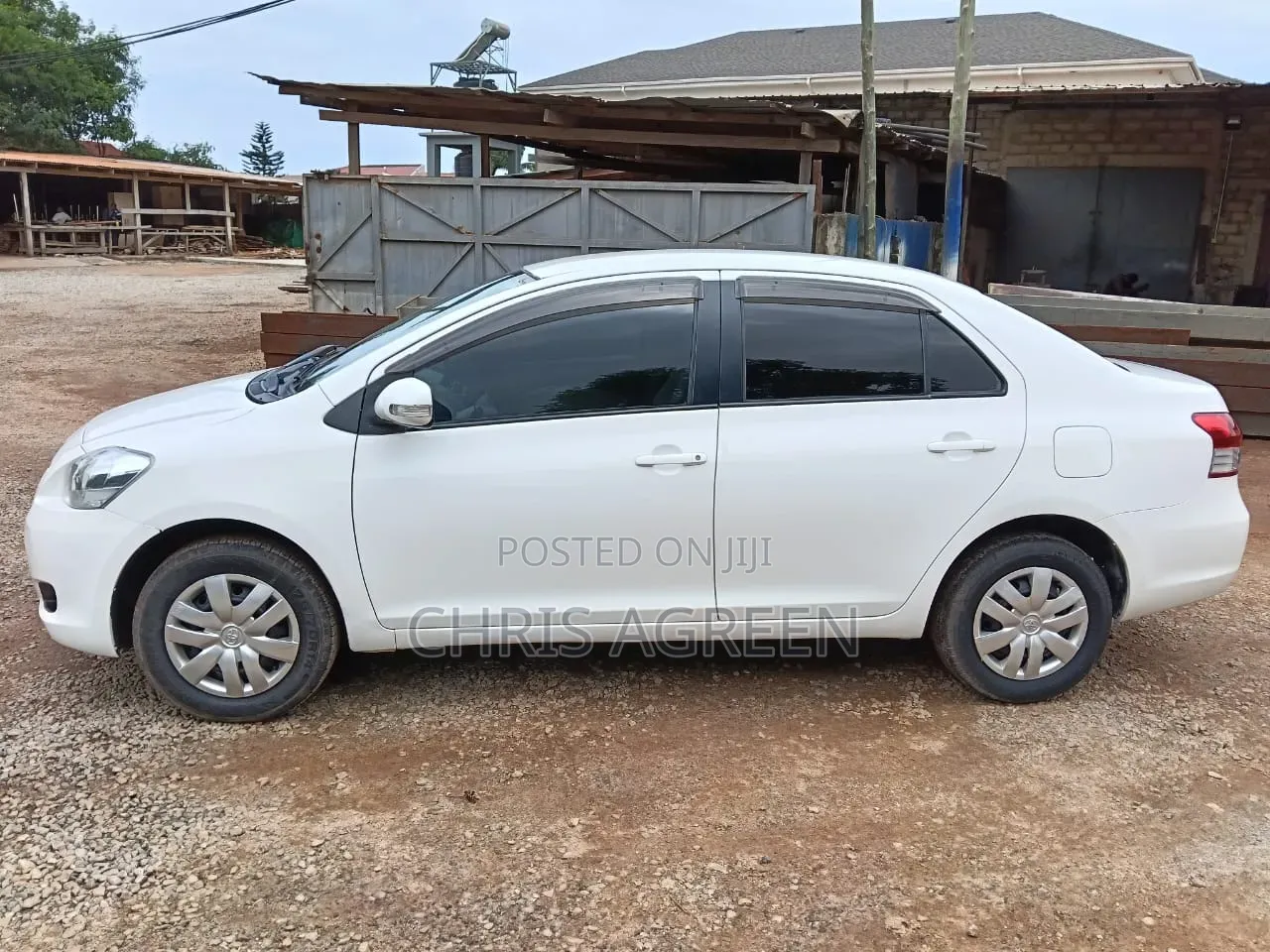 Toyota Belta 2011 White