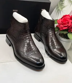 Kenneth Cole Zip Chelsea Boots