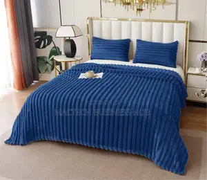 Bedspread With Pillow Cases