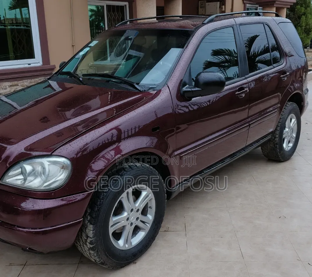 Mercedes-Benz M Class 1999 Red