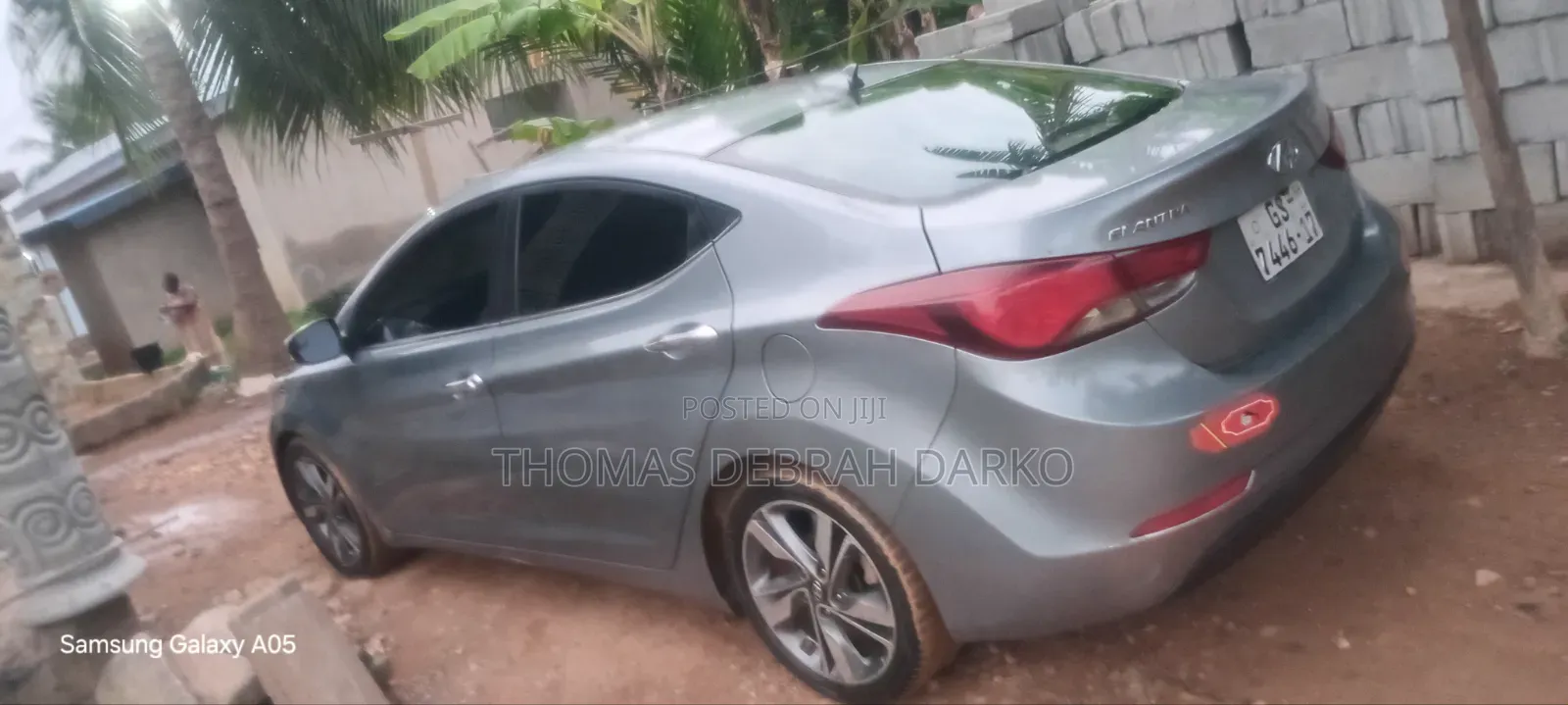 Hyundai Elantra Limited 4dr Sedan (1.8L 4cyl 6A) 2015 Gray