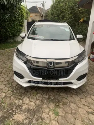 Honda HR-V Touring AWD 2020 White