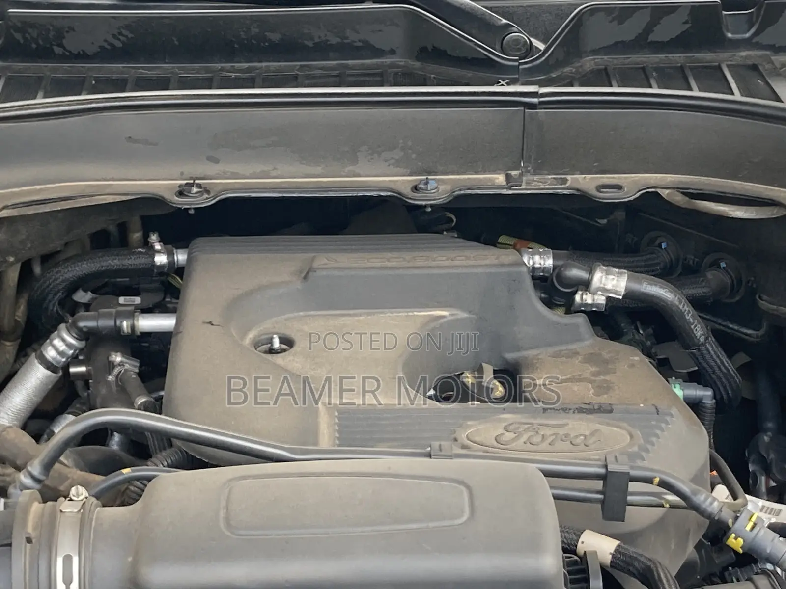 Ford Explorer XLT 2021 Silver