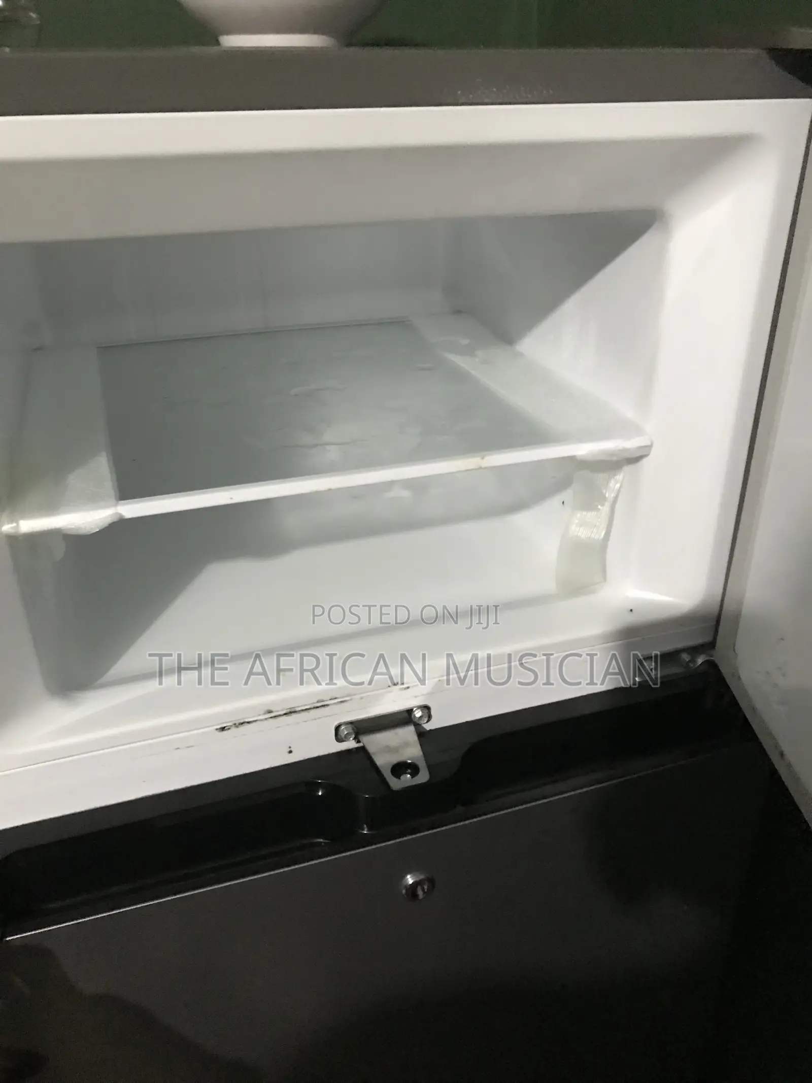 Hisense 205l Double Door Top Mount Refrigerator