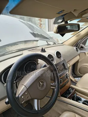 Mercedes-Benz M Class 2009 Beige