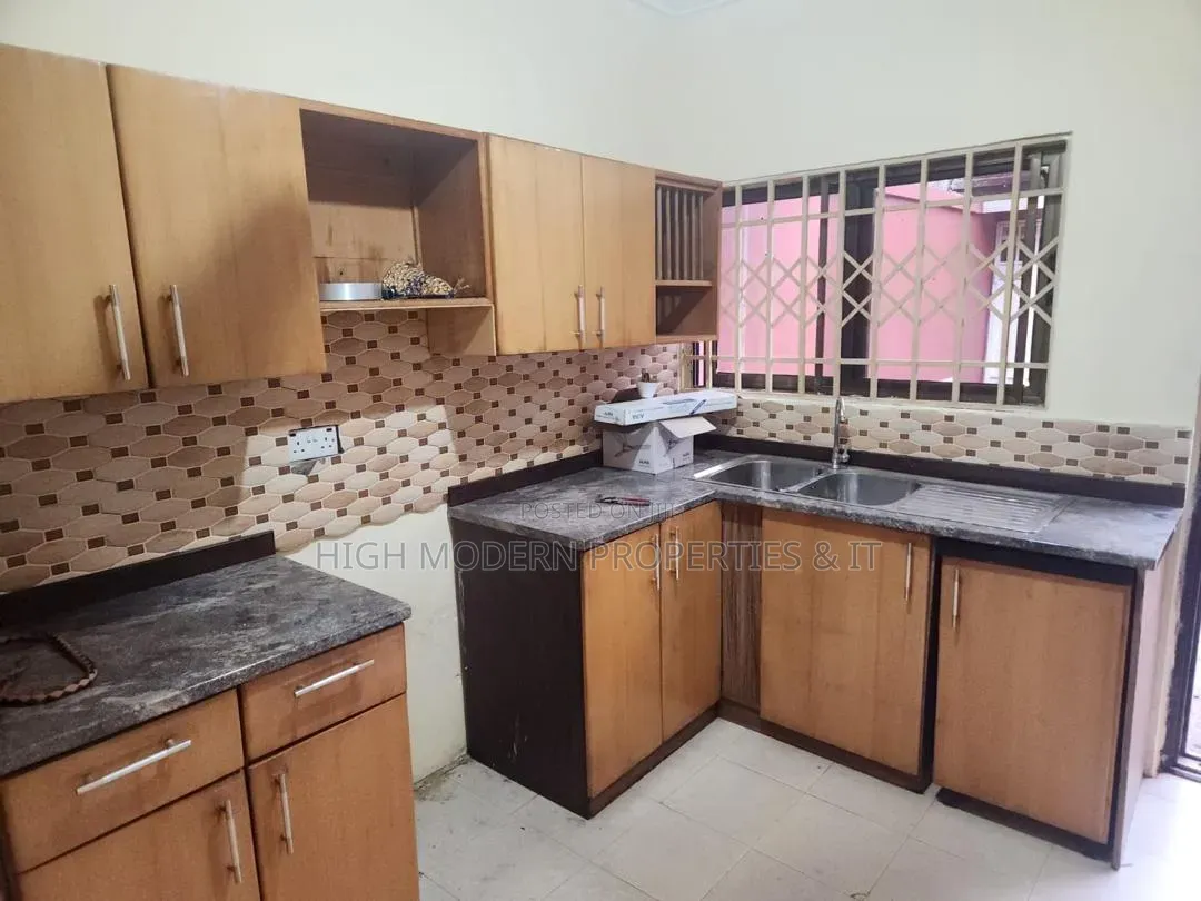 3bdrm House in East Legon Hills, New Town for sale