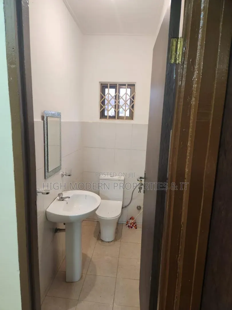 3bdrm House in East Legon Hills, New Town for sale