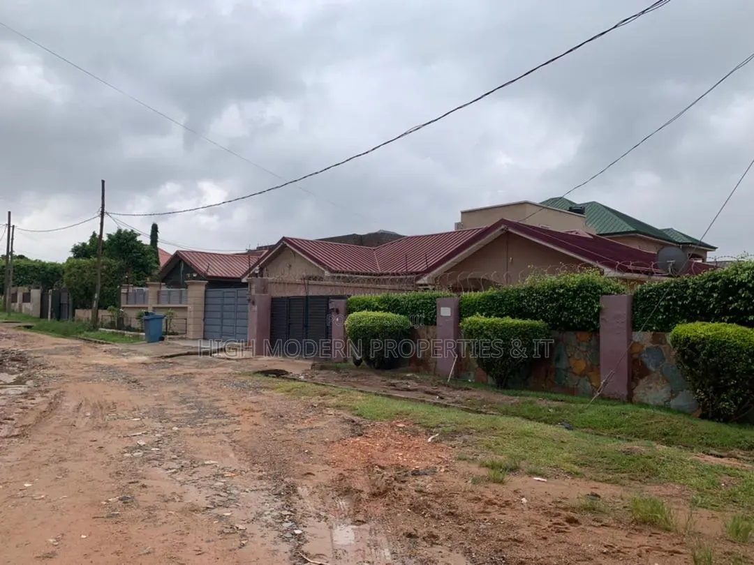 3bdrm House in East Legon Hills, New Town for sale