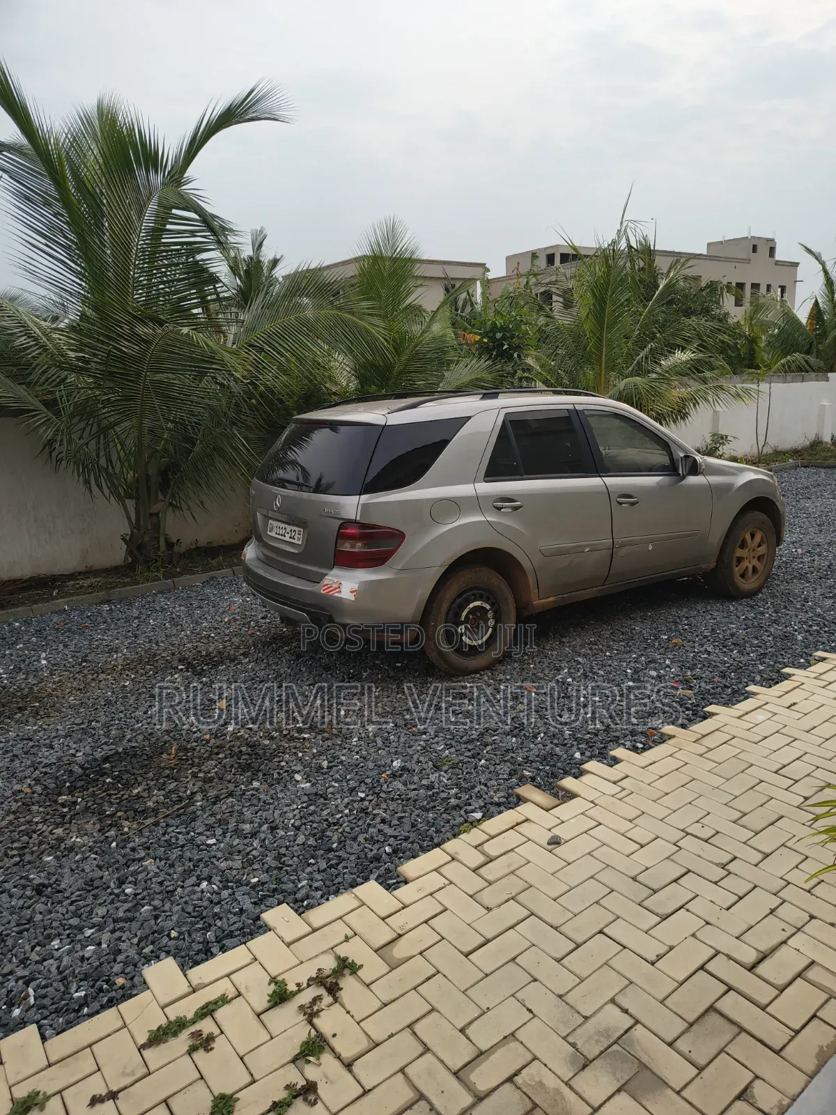 Mercedes-Benz M Class 2009 Beige