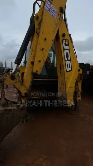 Backhoe Machine for Hiring
