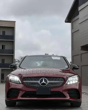 Mercedes-Benz C300 2020