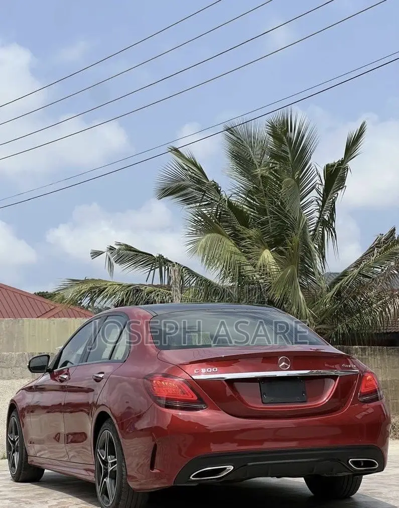Mercedes-Benz C300 2020