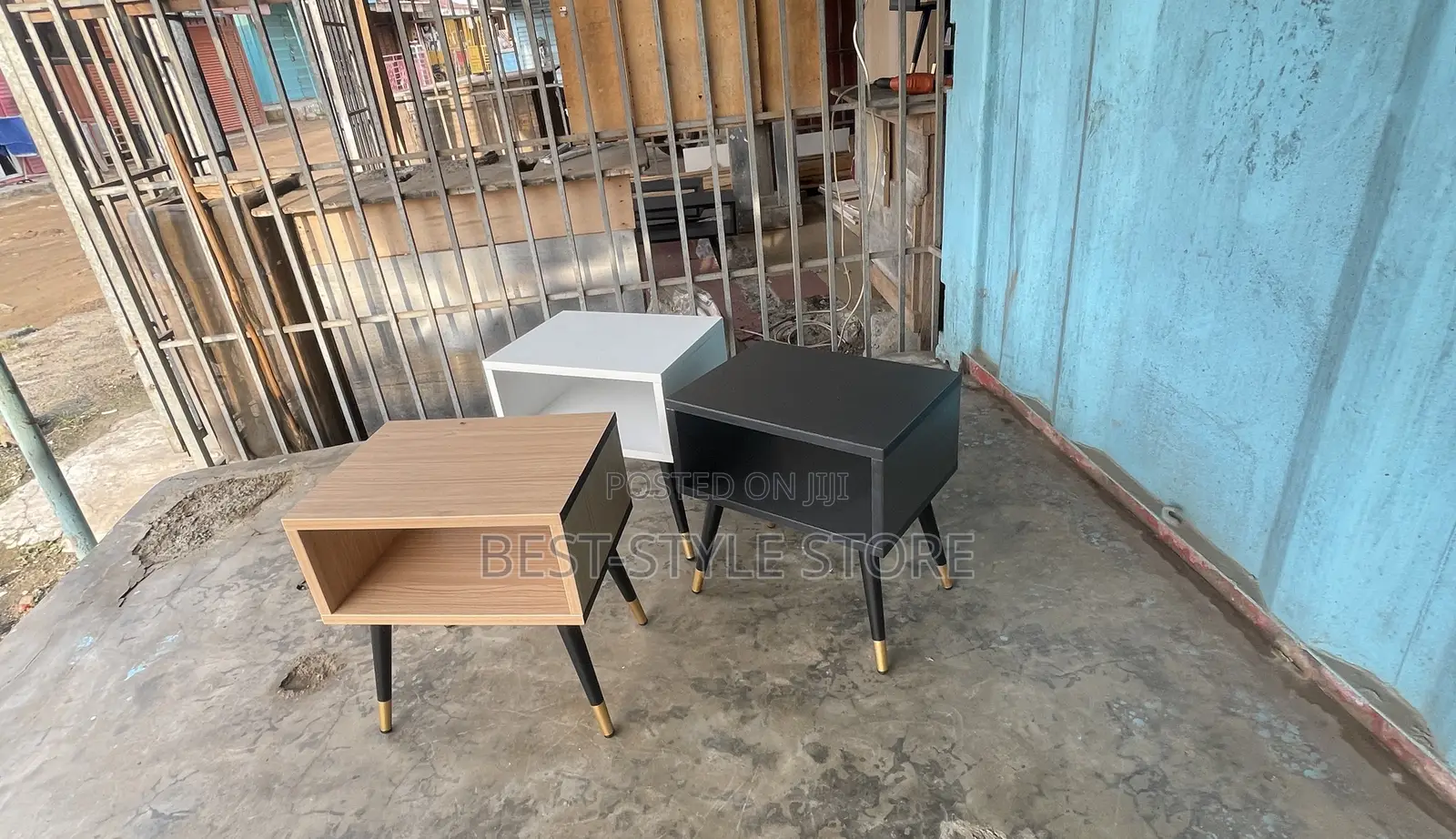 #Bsc40 Side Table