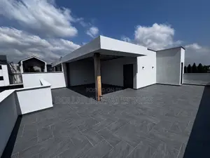4bdrm Townhouse/Terrace in Cantonments for sale