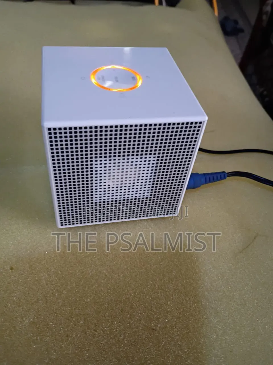 Yamaha NX- A01 Cubic Stereo Speaker