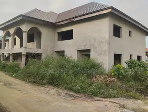 4 Flats of 2bedrooms (Uncompleted Building) for Sale.