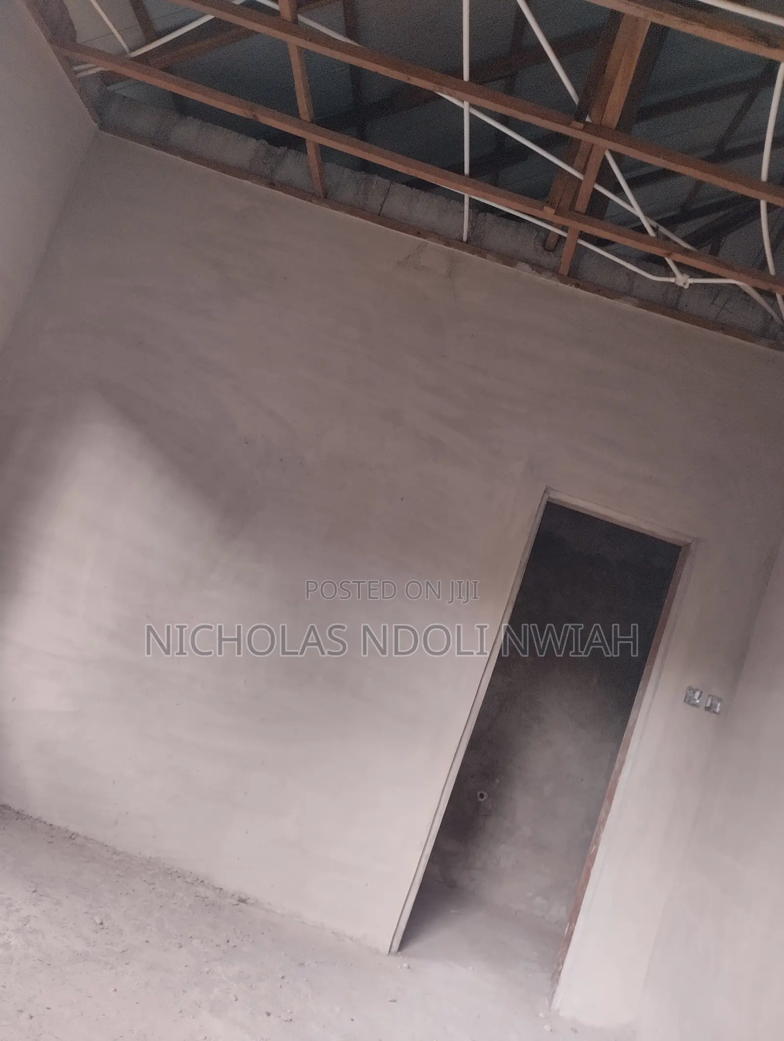 4 Flats of 2bedrooms (Uncompleted Building) for Sale.
