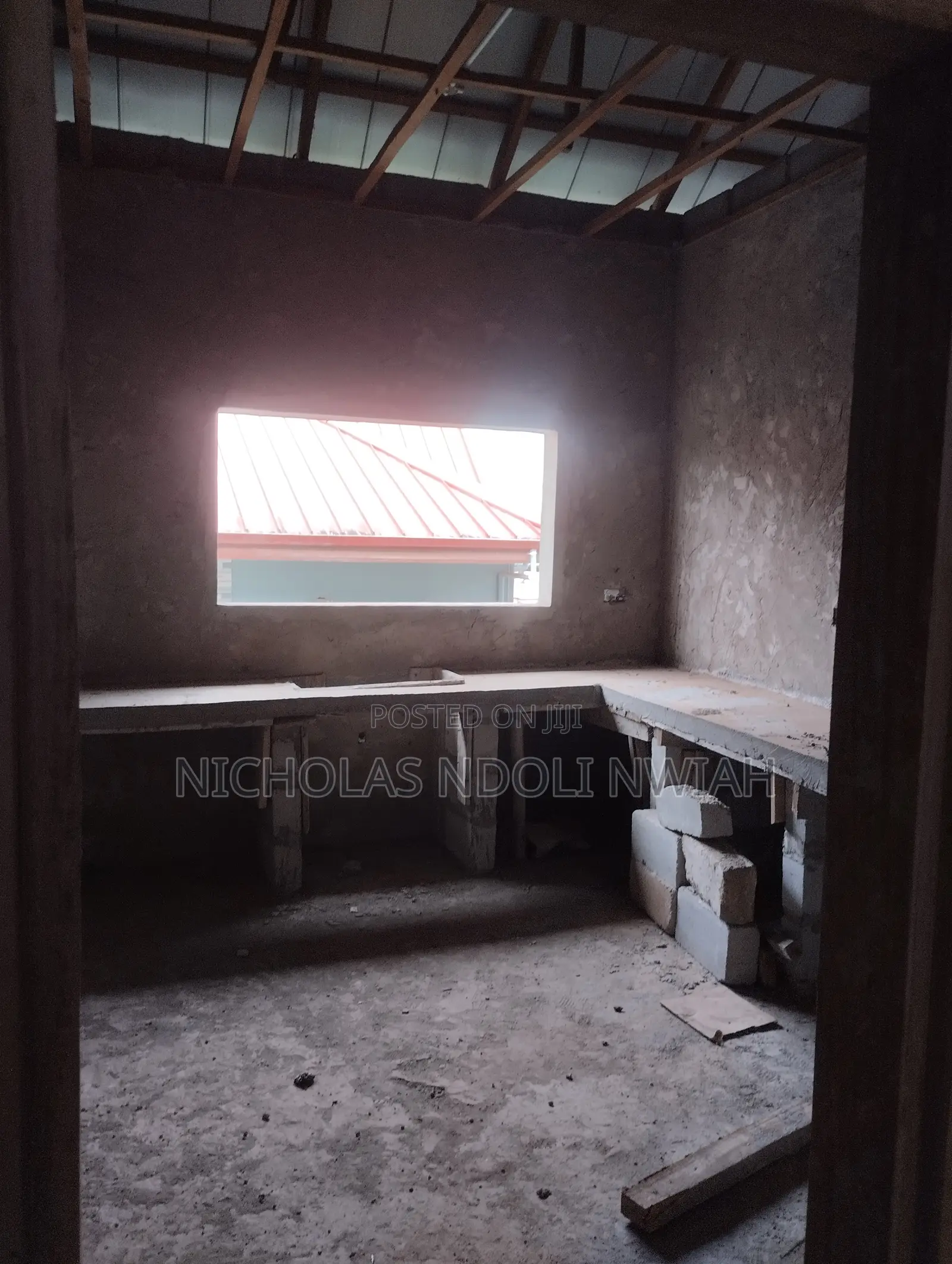 4 Flats of 2bedrooms (Uncompleted Building) for Sale.