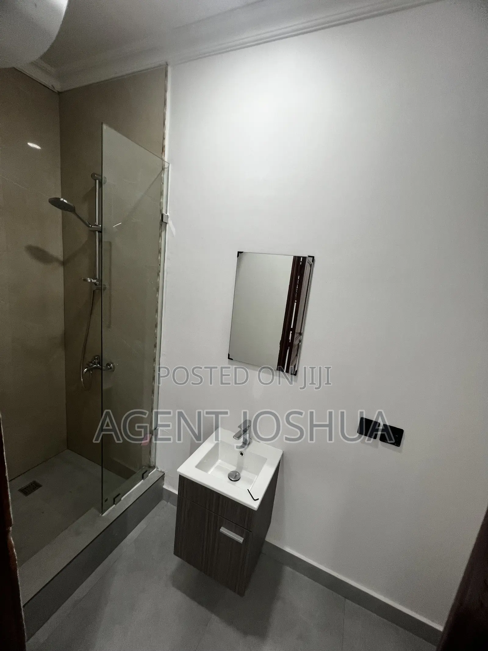 4bdrm Apartment in Marivielle Home, Manet Junction for rent