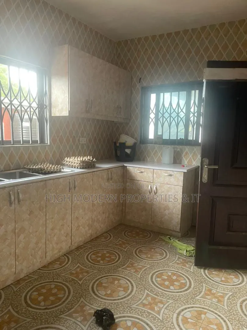 2bdrm Apartment in Bush Road, New Town for rent
