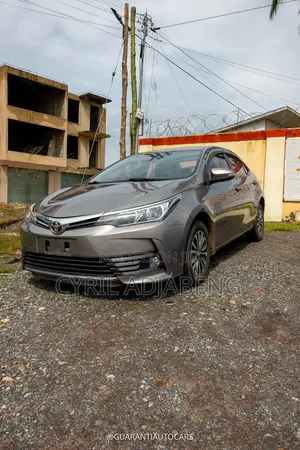 Toyota Corolla Altis 2018 Gray