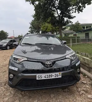 Toyota RAV4 Limited 4dr SUV (2.5L 4cyl 6A) 2015 Silver