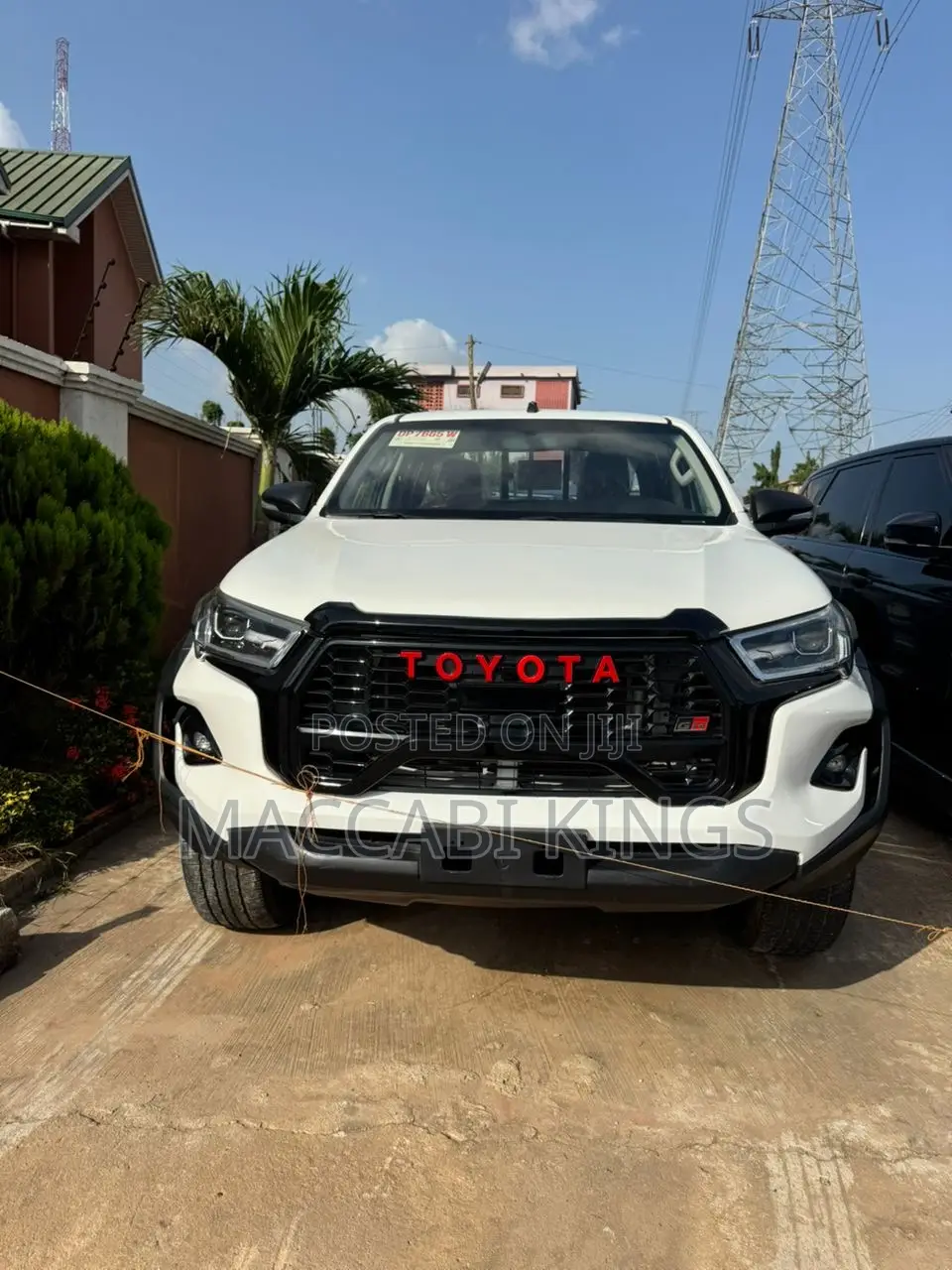Toyota Hilux 2025 White