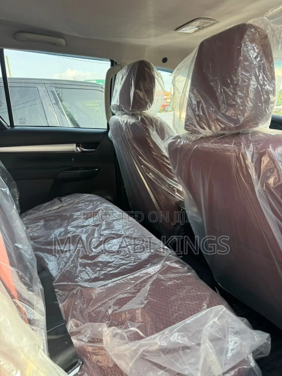 Toyota Hilux 2025 White