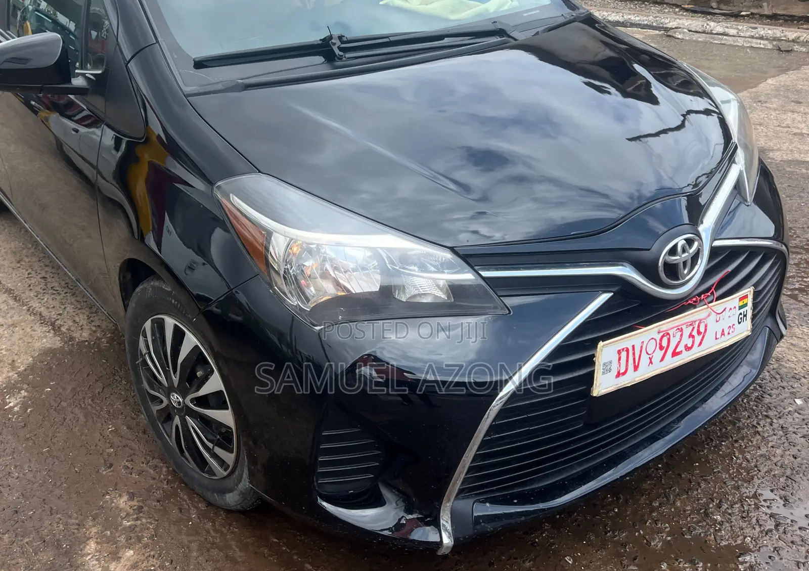 Toyota Yaris LE Hatchback 5dr 2015 Black