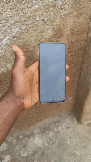 Tecno Spark 8P 128 GB Gold