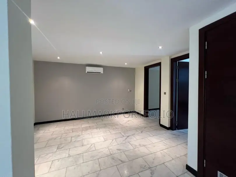 3bdrm Apartment in Airport Residential for sale