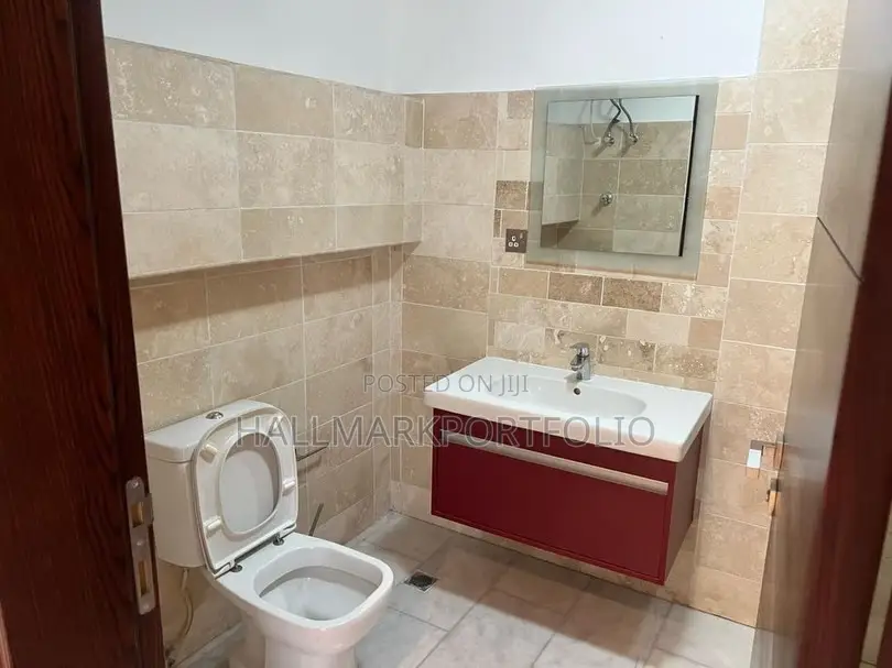 3bdrm Apartment in Airport Residential for sale