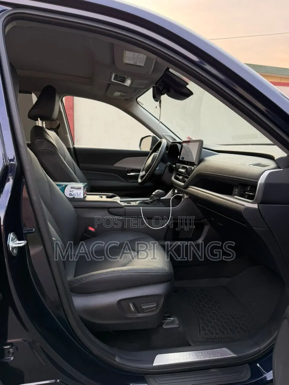 Toyota Highlander 2025 Blue