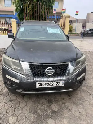 Nissan Pathfinder 2014 Gray