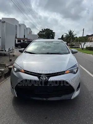 Toyota Corolla LE 4dr Sedan (1.8L 4cyl CVT) 2017 Silver