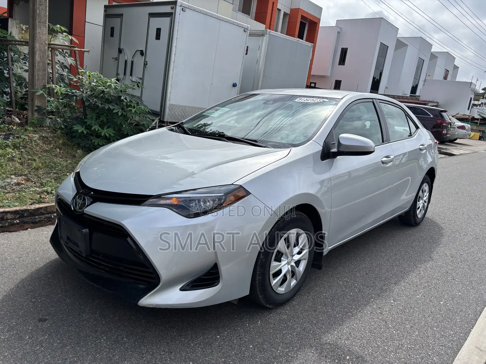Toyota Corolla LE 4dr Sedan (1.8L 4cyl CVT) 2017 Silver