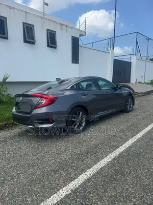 Honda Civic EX Sedan 2019 Gray