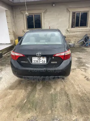 Toyota Corolla 2016 Black
