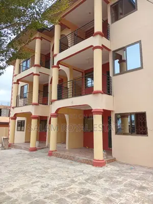2bdrm Apartment in Amanfrom, Pokuase for rent