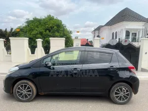 Toyota Vitz 2013 Black