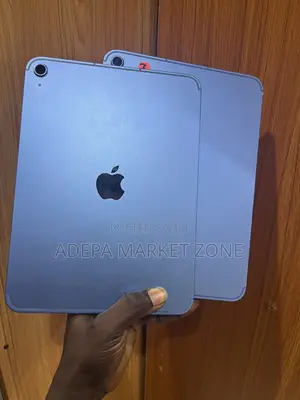 Apple iPad (2025) 128 GB Blue