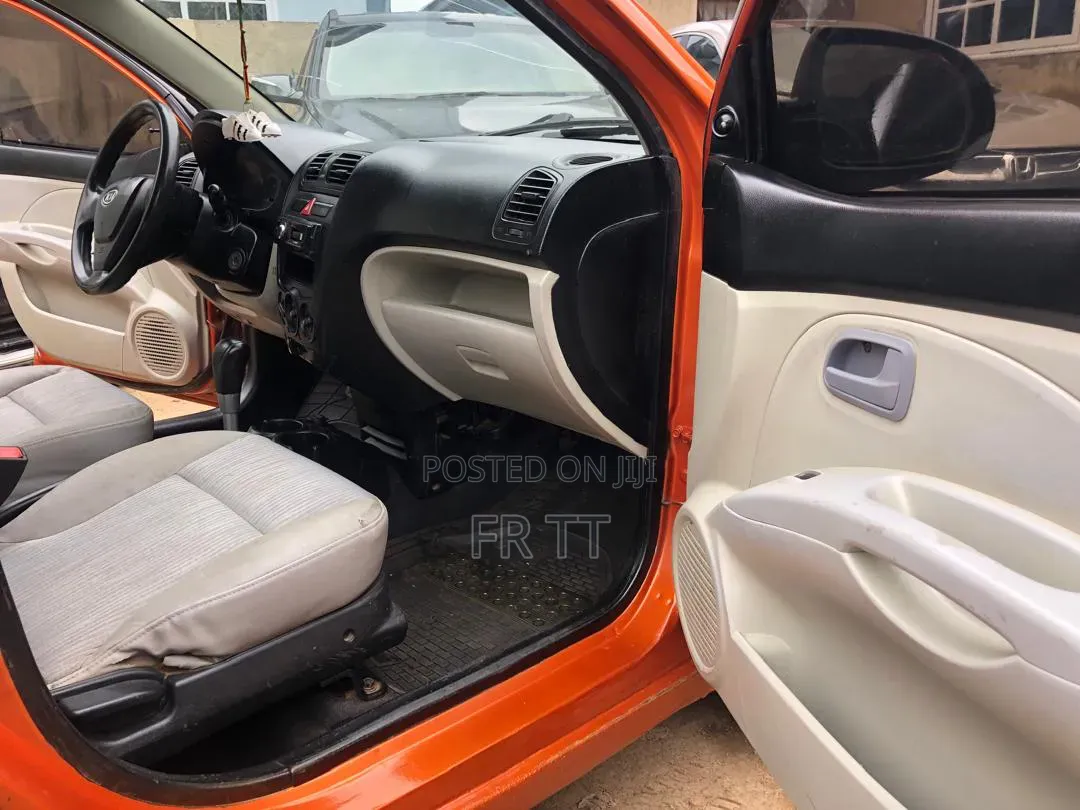 Kia Morning 2010 Orange