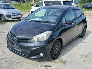Toyota Vitz 2013 Black