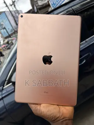 Apple iPad Air 64 GB Gray