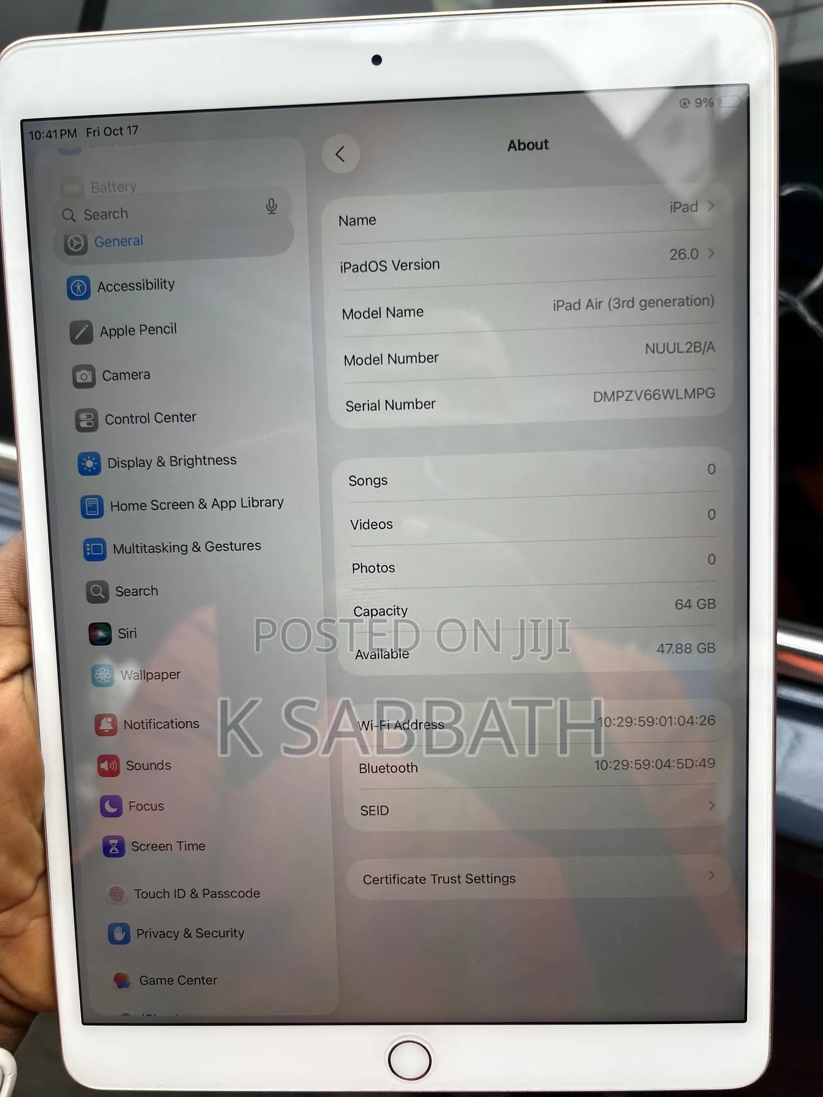 Apple iPad Air 64 GB Gray