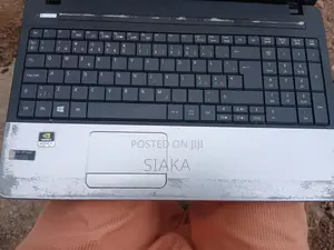 Laptop Acer Aspire 5 8GB Intel Core i5 HDD+SSD 320GB