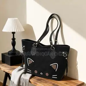 Stylish Tote Bags