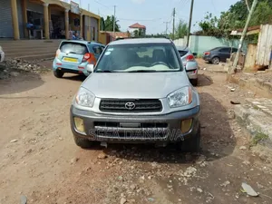 Toyota RAV4 2001 Silver