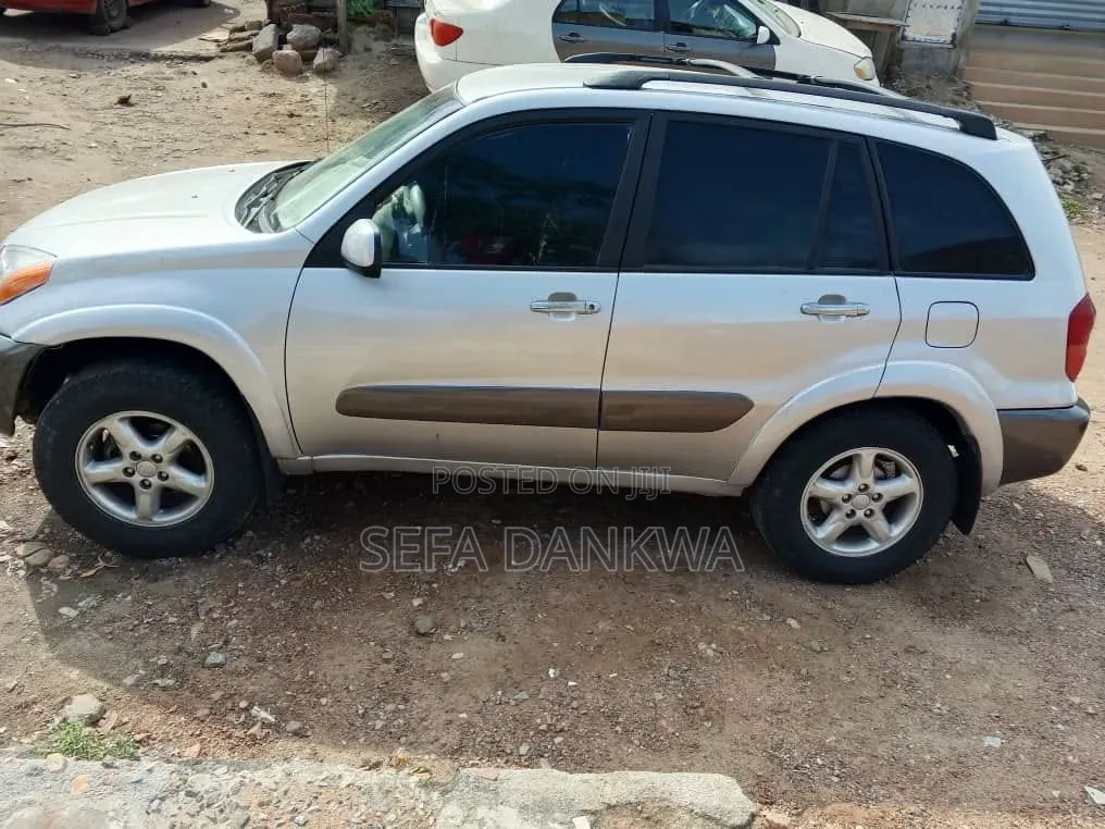 Toyota RAV4 2001 Silver